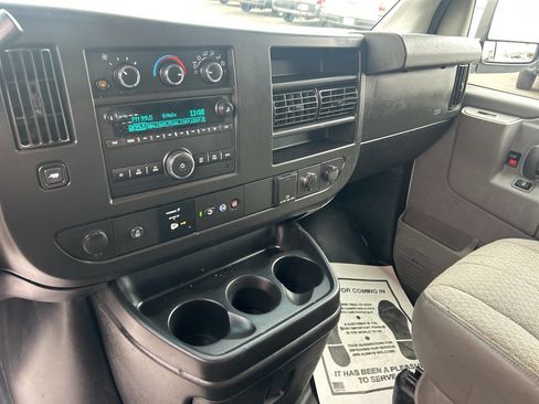 Used 2020 Chevrolet Express 2500 w/ Driver Convenience Package image 12