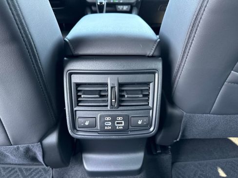 Certified 2026 Subaru Outback Limited AWD/4WD image 15