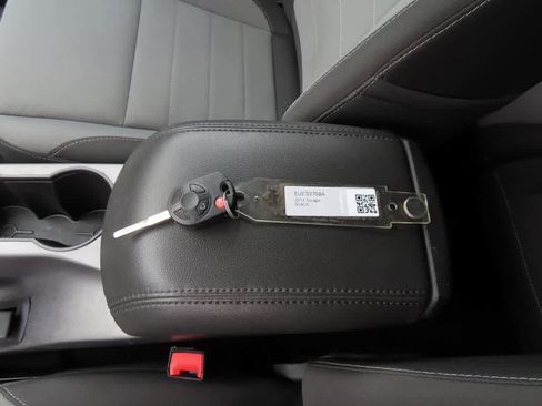 Used 2014 Ford Escape SE FWD image 24