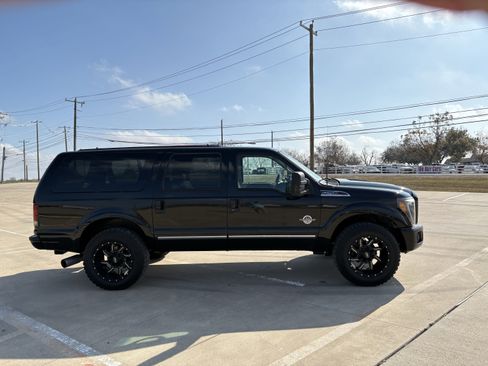 Used 2002 Ford Excursion Limited image 4