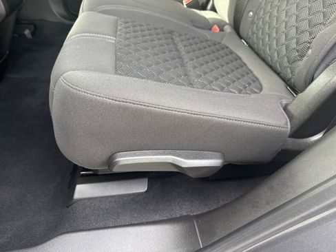 Used 2022 Chevrolet Blazer LT image 16