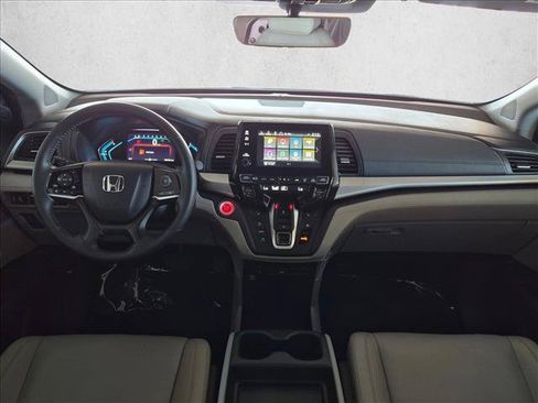 Used 2019 Honda Odyssey Touring image 17