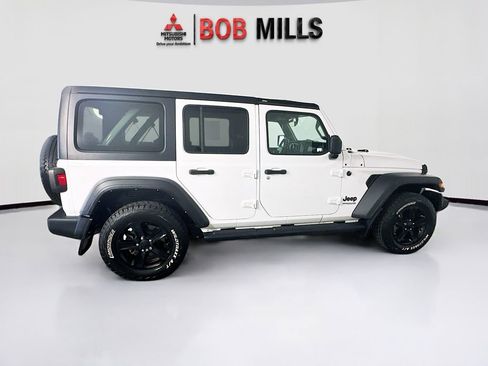 Used 2022 Jeep Wrangler Unlimited Sport AWD/4WD image 8