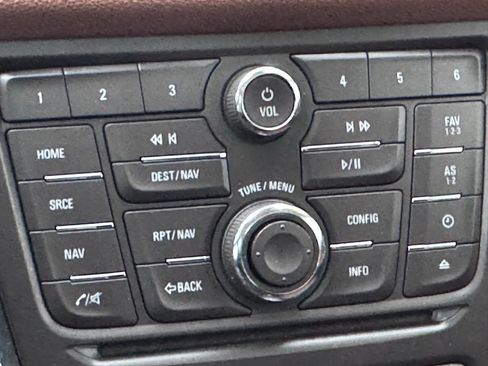 Used 2014 Buick Encore Premium image 35