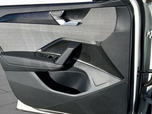 New 2026 Volkswagen Tiguan S FWD image 10