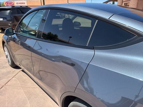 Used 2023 Tesla Model Y Long Range AWD/4WD image 15