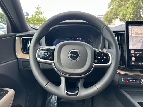 New 2026 Volvo XC60 B5 Core w/ Climate Package image 14