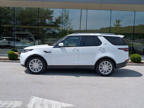 Used 2020 Land Rover Discovery HSE Luxury AWD/4WD image 2