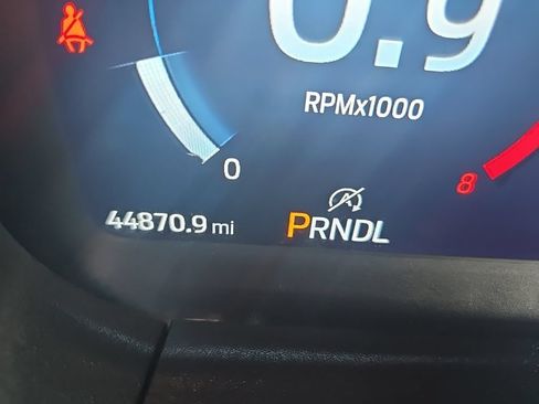 Used 2025 Ford Explorer ST-Line AWD/4WD image 17