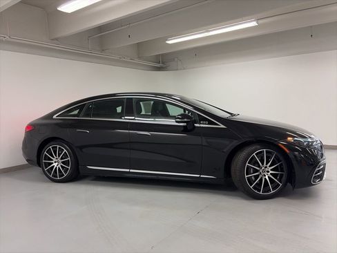 Certified 2023 Mercedes-Benz EQS 580 4MATIC Sedan image 6