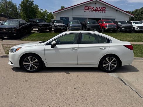 Used 2016 Subaru Legacy 3.6R Limited AWD/4WD image 2