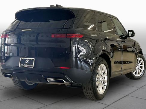 Used 2025 Land Rover Range Rover Sport SE AWD/4WD image 13