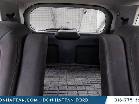 Used 2021 Ford Explorer XLT AWD/4WD image 21