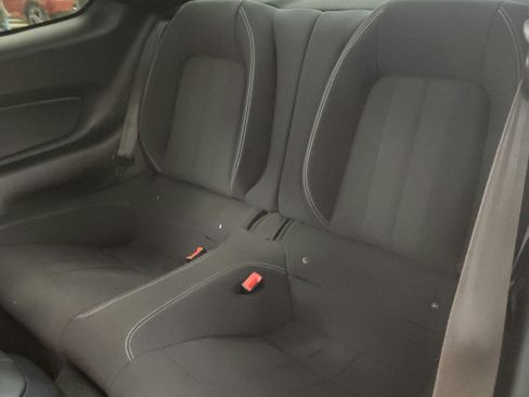 Used 2018 Ford Mustang Coupe w/ Equipment Group 101A RWD image 20