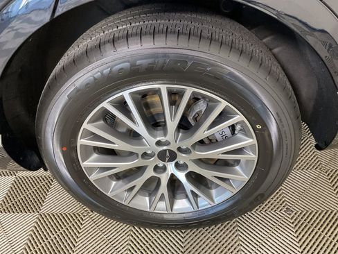 Used 2025 Genesis GV80 2.5T Standard AWD/4WD image 6