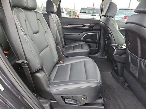 Used 2025 Kia Telluride S image 30