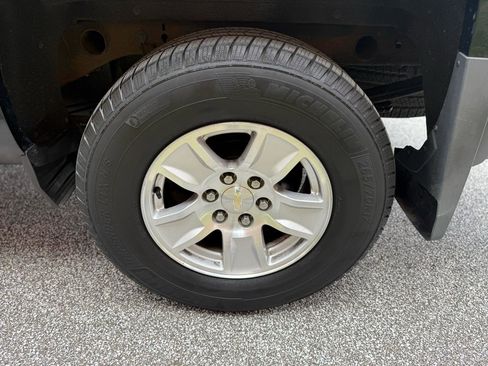 Used 2017 Chevrolet Silverado 1500 LT w/ All Star Edition AWD/4WD image 47