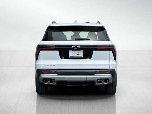 New 2025 Chevrolet Traverse LT w/ Enhanced Driving Package image 5