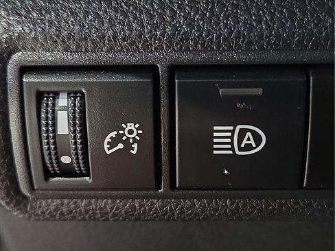 Certified 2025 Toyota Corolla LE FWD image 23