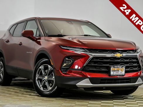 Used 2023 Chevrolet Blazer LT w/ Driver Confidence Package AWD/4WD image 1