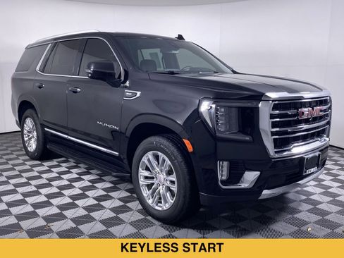 Certified 2022 GMC Yukon SLT w/ SLT Premium Package AWD/4WD image 21