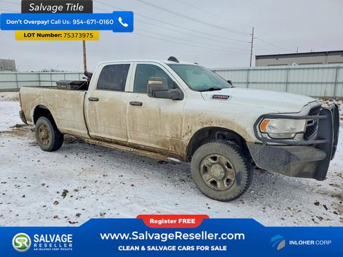 Used 2023 RAM 2500 Tradesman w/ Chrome Appearance Group image 5