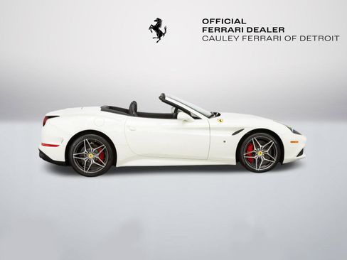 Certified 2016 Ferrari California T image 8