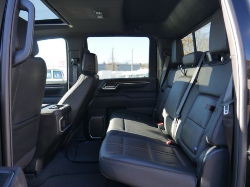 Certified 2025 Chevrolet Silverado 2500 High Country w/ High Country Premium Package image 17