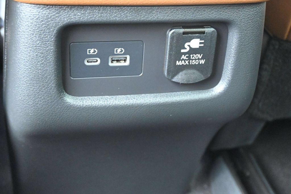 Used 2023 Nissan Pathfinder Platinum AWD/4WD image 21