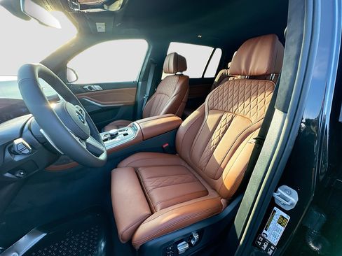 New 2027 BMW X7 xDrive40i w/ Executive Package AWD/4WD image 14