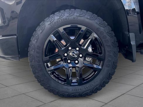 Used 2023 Chevrolet Silverado 1500 LT Trail Boss w/ LT Trail Boss Premium Package image 10