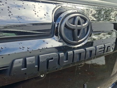 Used 2024 Toyota 4Runner SR5 Premium w/ Moonroof Package AWD/4WD image 29