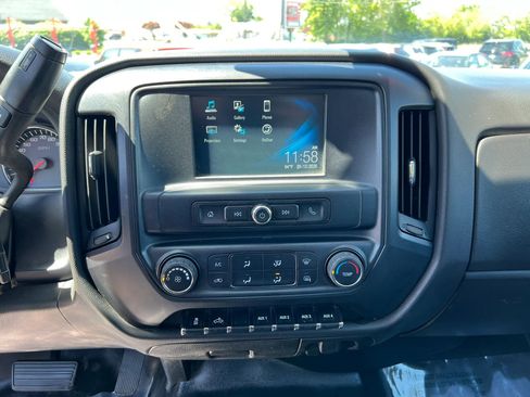 Used 2019 Chevrolet Silverado 2500 W/T w/ WT Convenience Package RWD image 17
