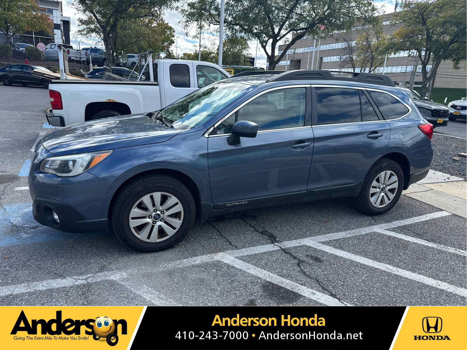 Used 2017 Subaru Outback 2.5i Premium w/ Popular Package #2 AWD/4WD image 1