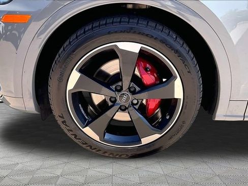 Used 2019 Audi SQ5 Premium Plus w/ Premium Plus Package AWD/4WD image 8
