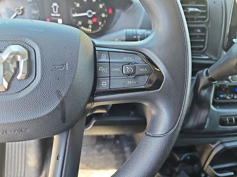 Used 2025 RAM ProMaster 2500 w/ Convenience Group FWD image 14