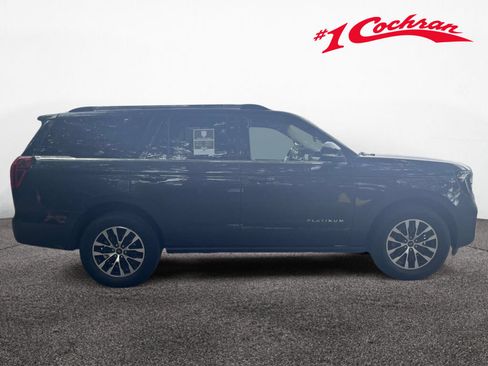 Used 2025 Ford Expedition Platinum AWD/4WD image 6