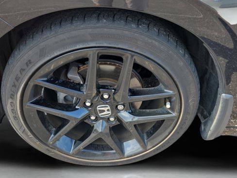 Used 2023 Honda Civic Sport image 30