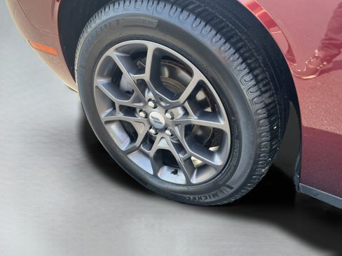 Used 2018 Dodge Challenger GT w/ Driver Convenience Group image 24