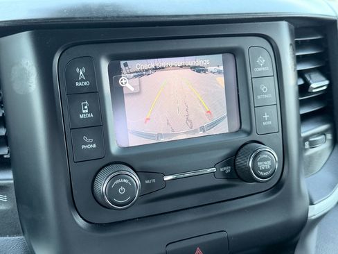 Used 2022 RAM 1500 Big Horn AWD/4WD image 18