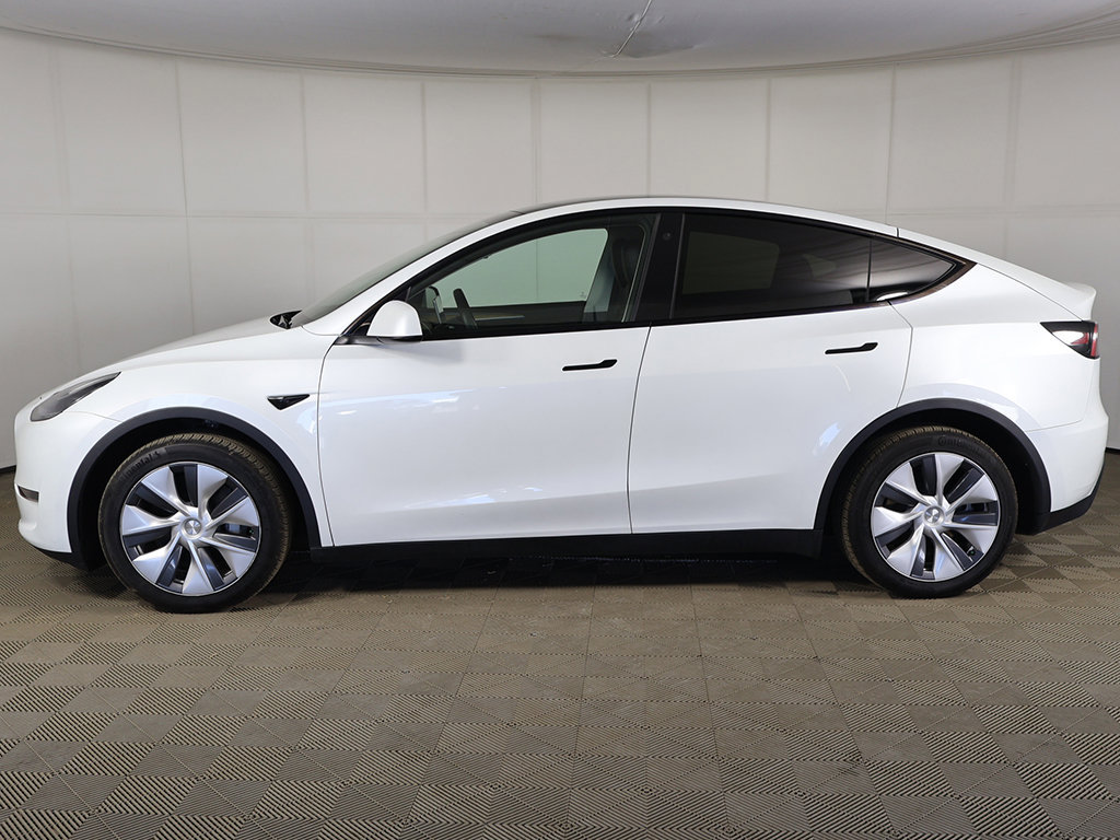 Used 2023 Tesla Model Y Long Range AWD/4WD image 15