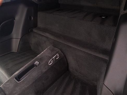 Used 2018 Porsche 911 GT3 image 26