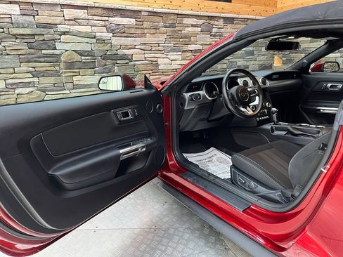 Used 2019 Ford Mustang Convertible w/ Equipment Group 101A RWD image 67
