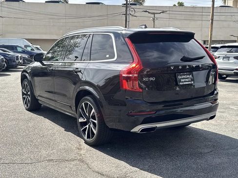 Used 2020 Volvo XC90 T6 Momentum AWD/4WD image 4