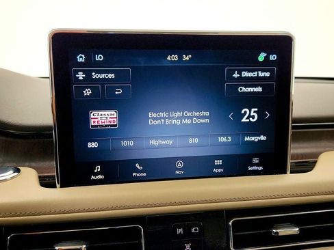 Used 2023 Lincoln Aviator Grand Touring w/ Equipment Group 301A AWD/4WD image 16