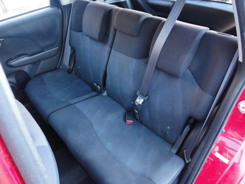 Used 2011 Honda Fit Sport image 27