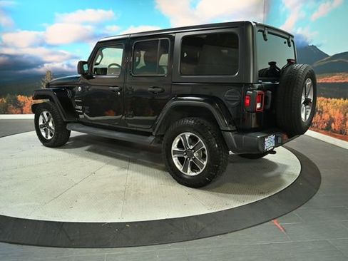 Used 2021 Jeep Wrangler Unlimited Sahara image 5