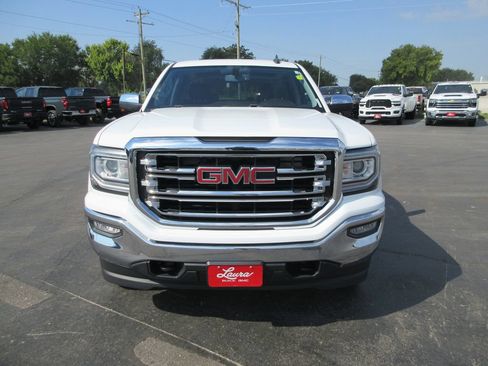 Used 2018 GMC Sierra 1500 SLT w/ SLT Premium Package AWD/4WD image 10