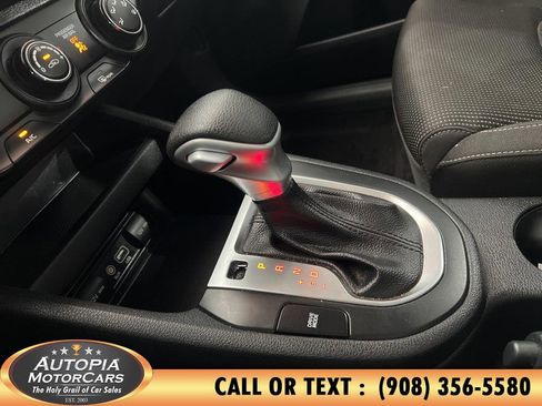 Used 2021 Kia Forte LXS FWD image 27