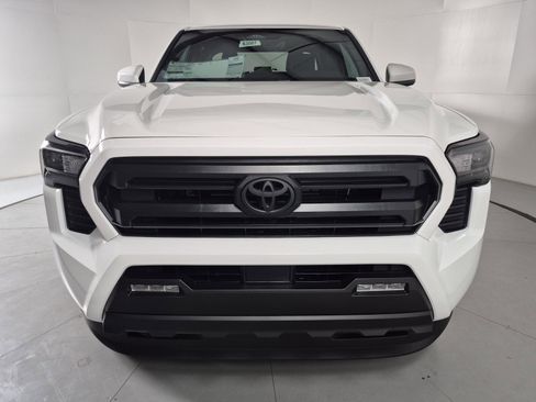New 2026 Toyota Tacoma SR5 AWD/4WD image 7